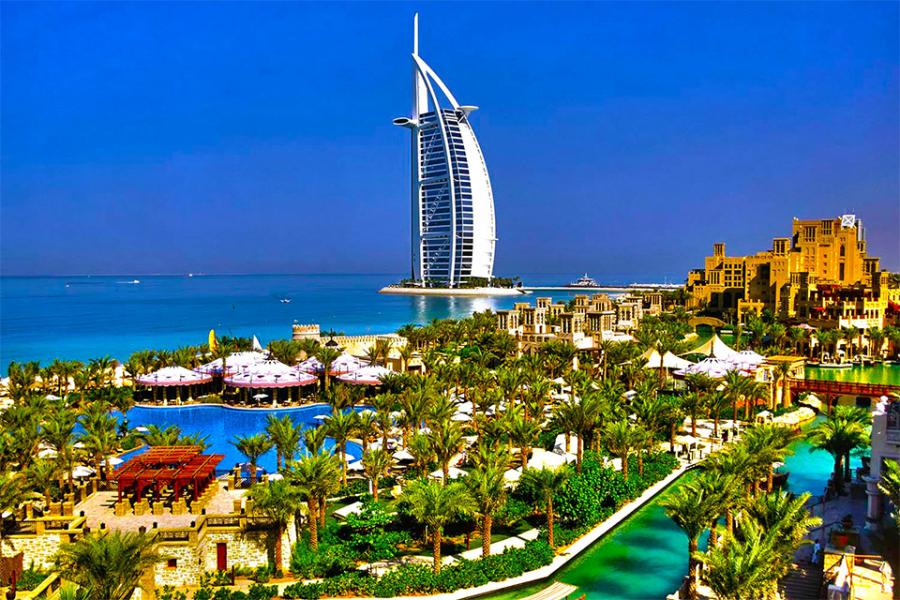 DAZZLING DUBAI